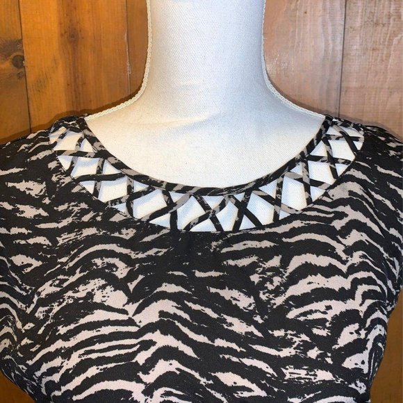 Be Bop Dress - Picture 4 of 6